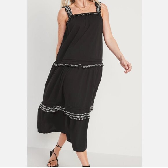 Old Navy Tiered Midi Maxi Black Dress Size XL Floral Embroidered Vacation Smock - Picture 1 of 11